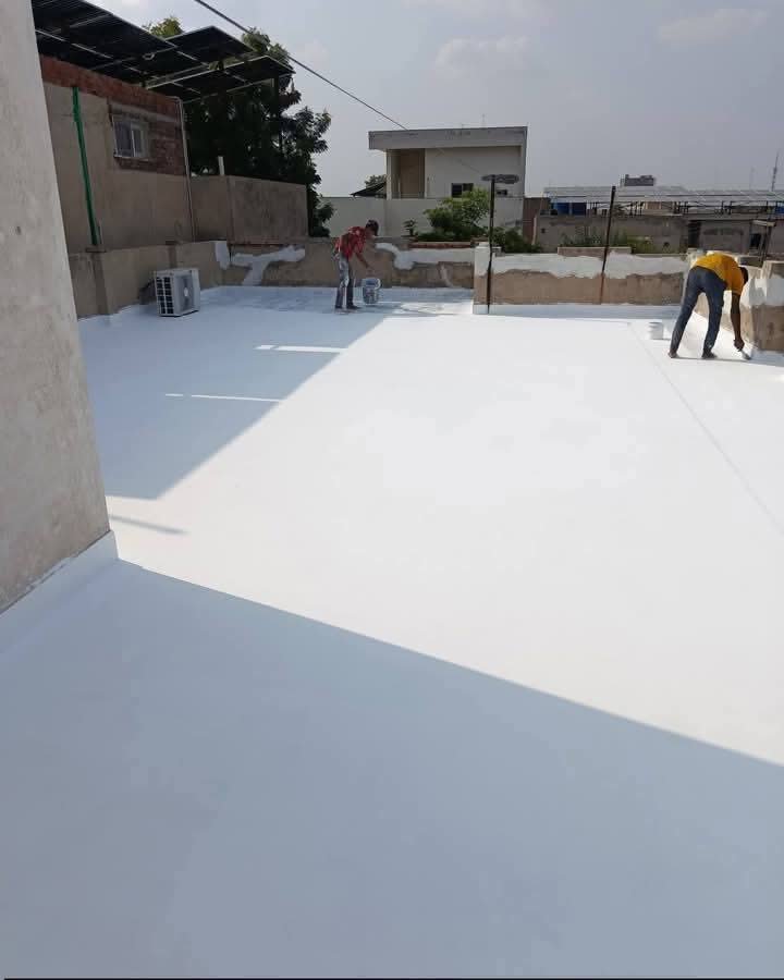 Foundation and basement hairline structural crack filling and sealing in Chandigarh
